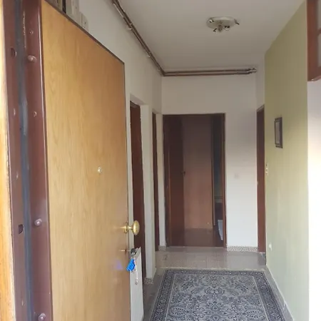 Peta Ulica Broj 5 موستار