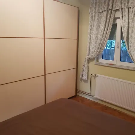 شقة Peta Ulica Broj 5 *